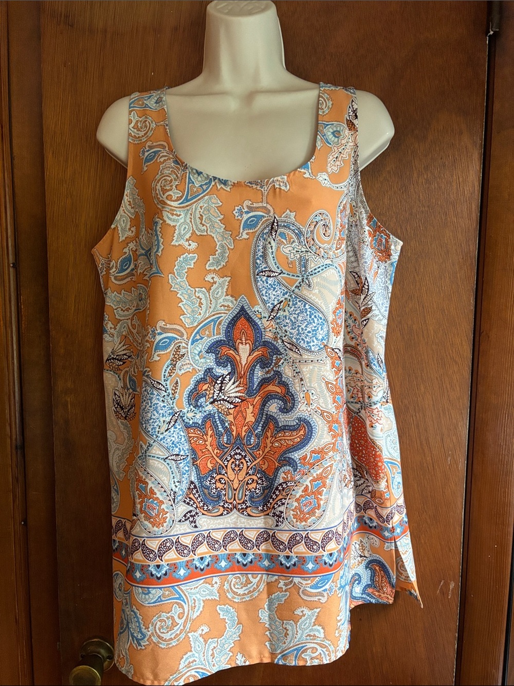 Lucy & Laurel Orange Paisley Scoop Neck Tank size L preowned